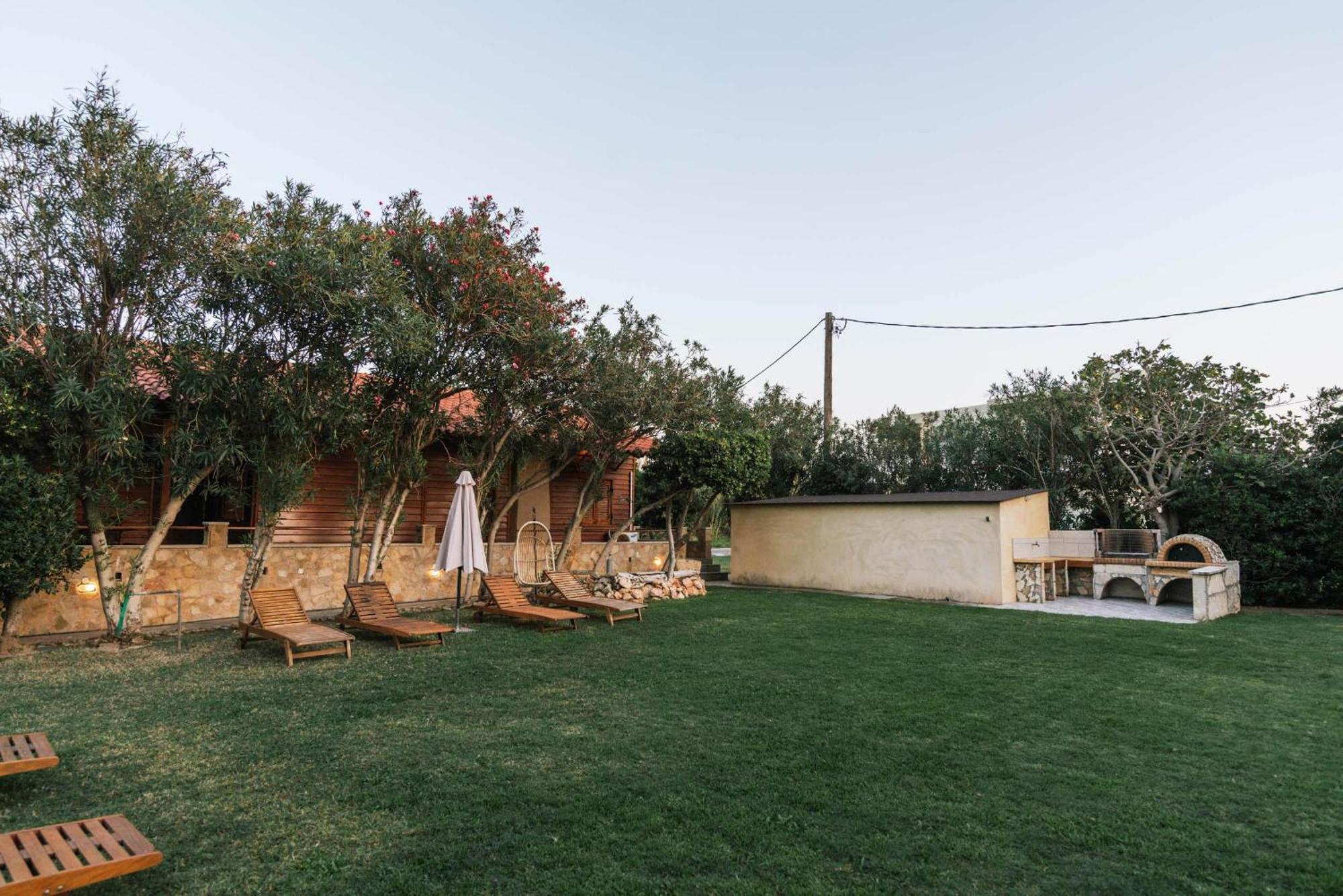 Wooden Beach House Gerani  Dış mekan fotoğraf