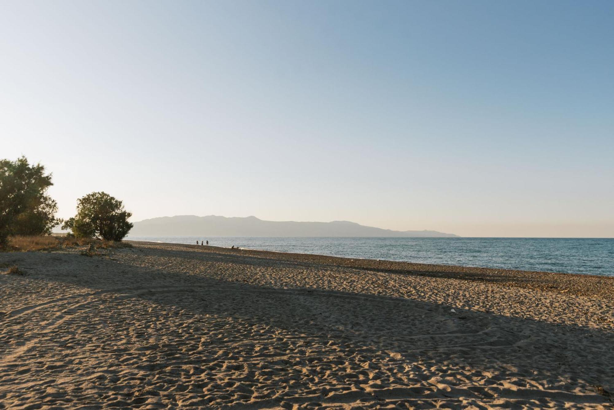 Wooden Beach House Villa Gerani  Dış mekan fotoğraf