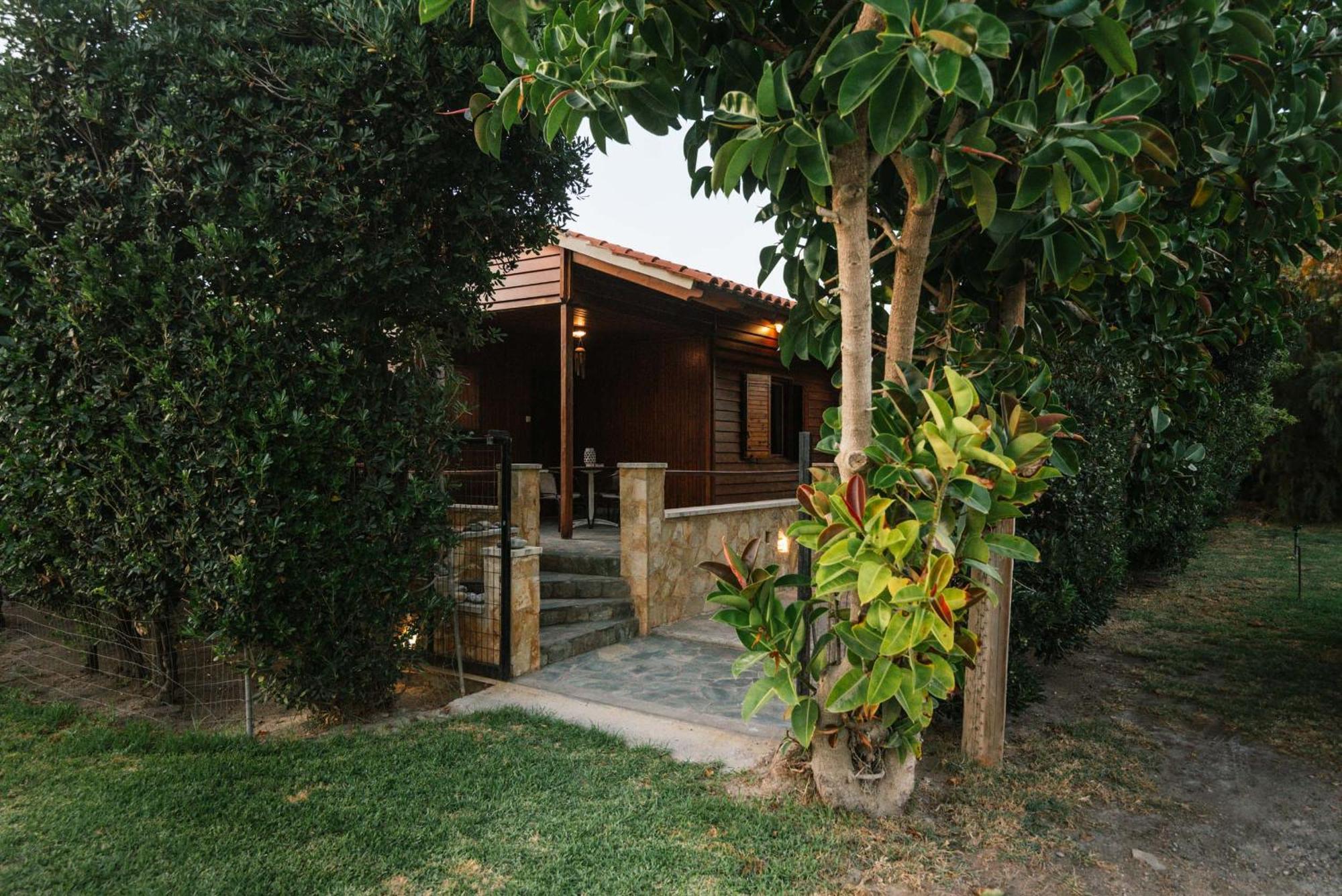 Wooden Beach House Gerani  Dış mekan fotoğraf