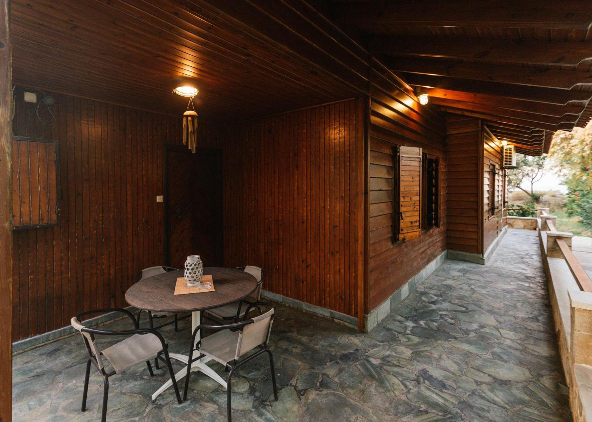 Wooden Beach House Gerani  Dış mekan fotoğraf