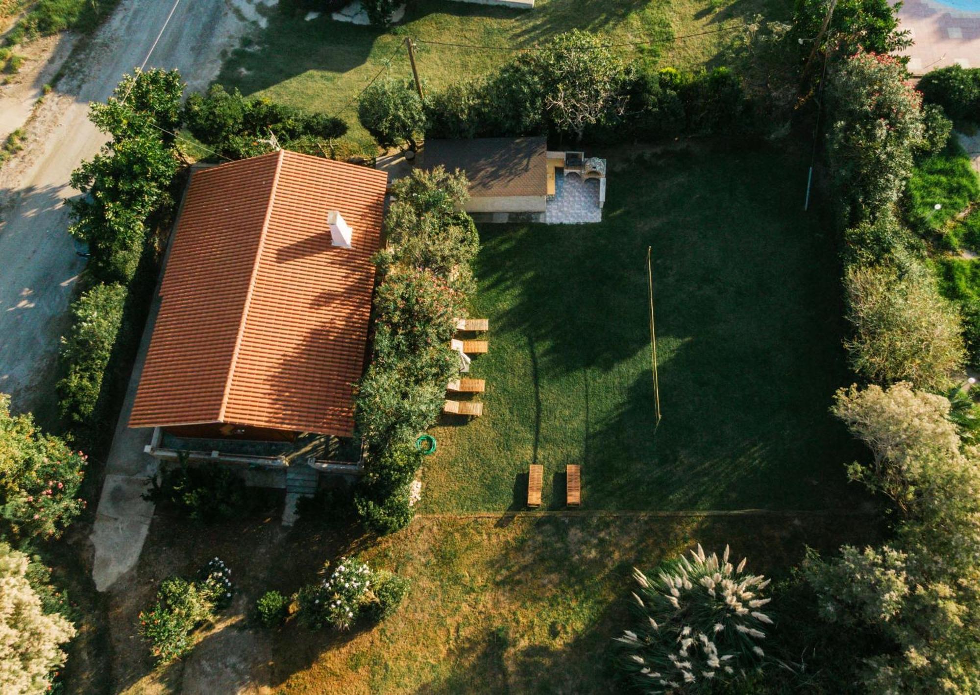 Wooden Beach House Villa Gerani  Dış mekan fotoğraf