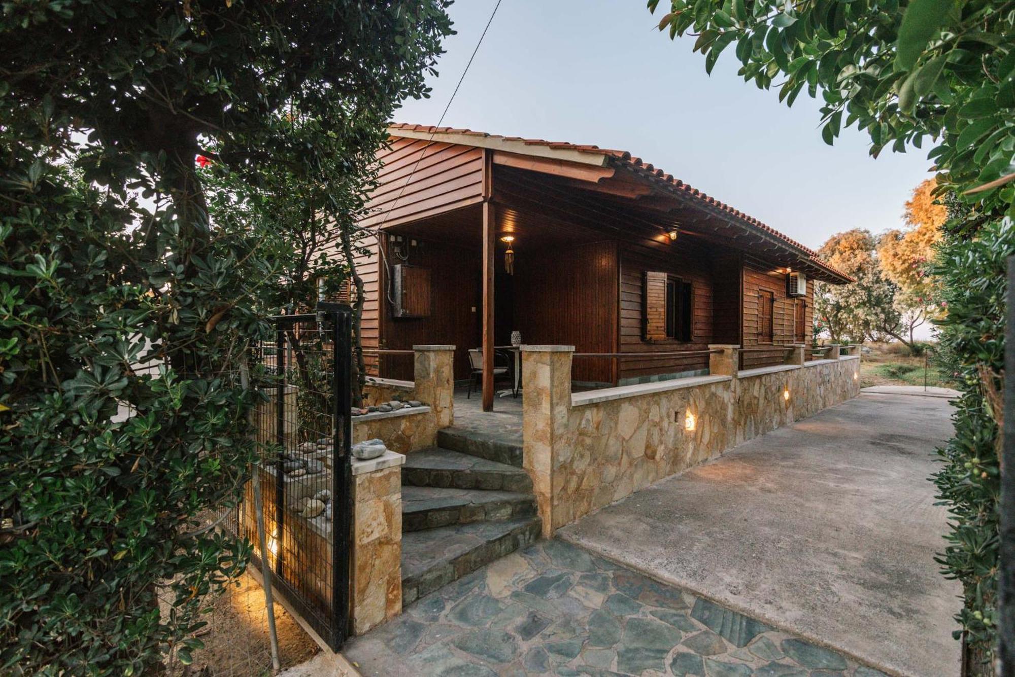 Wooden Beach House Villa Gerani  Dış mekan fotoğraf