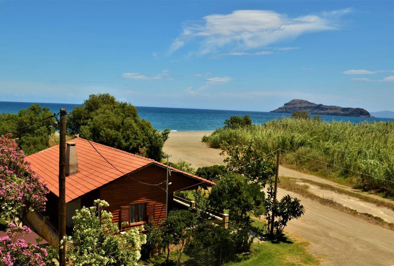 Wooden Beach House Gerani  Dış mekan fotoğraf